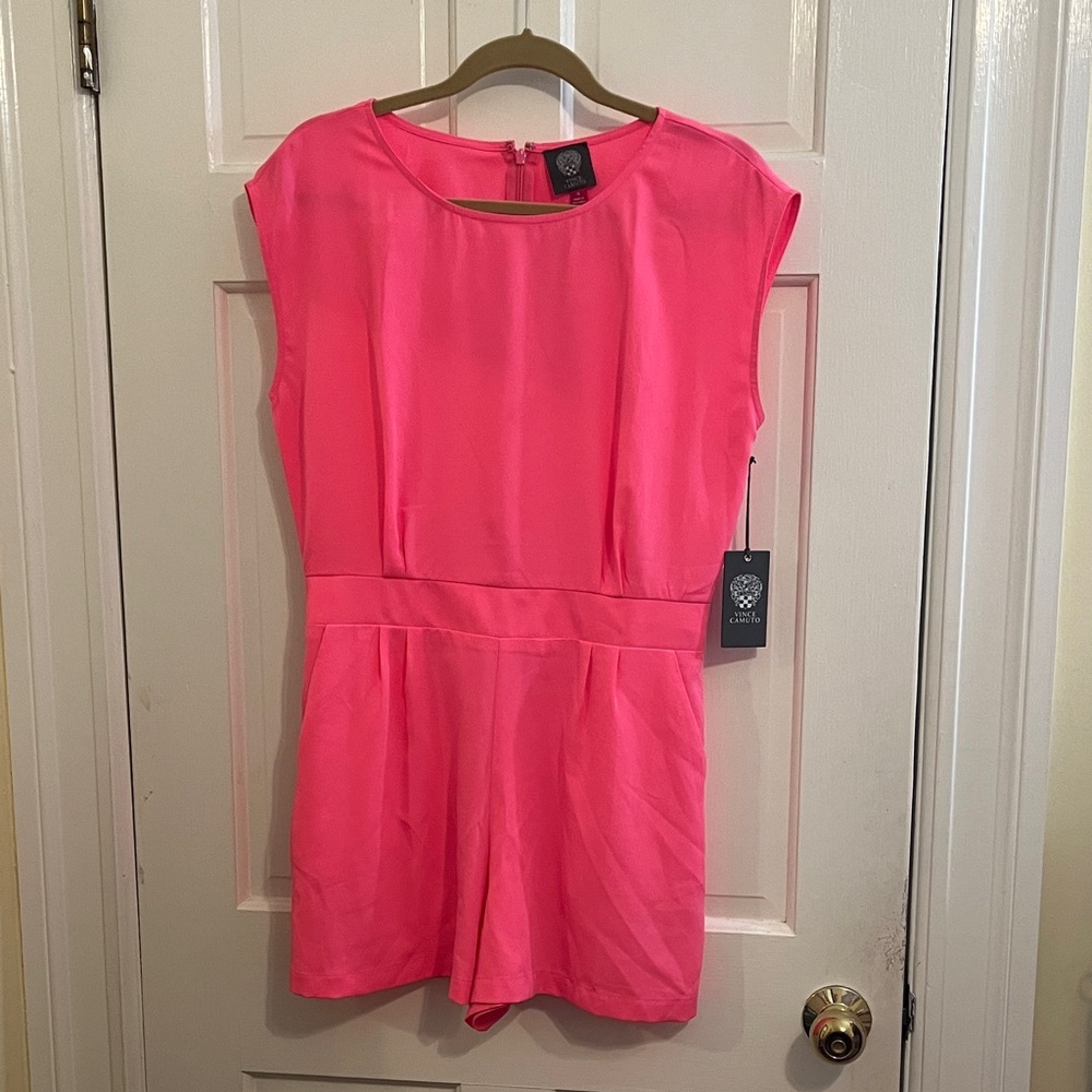 Vince Camuto Vibrant Hot Pink Sleeveless Romper S NWT Vacation Chic